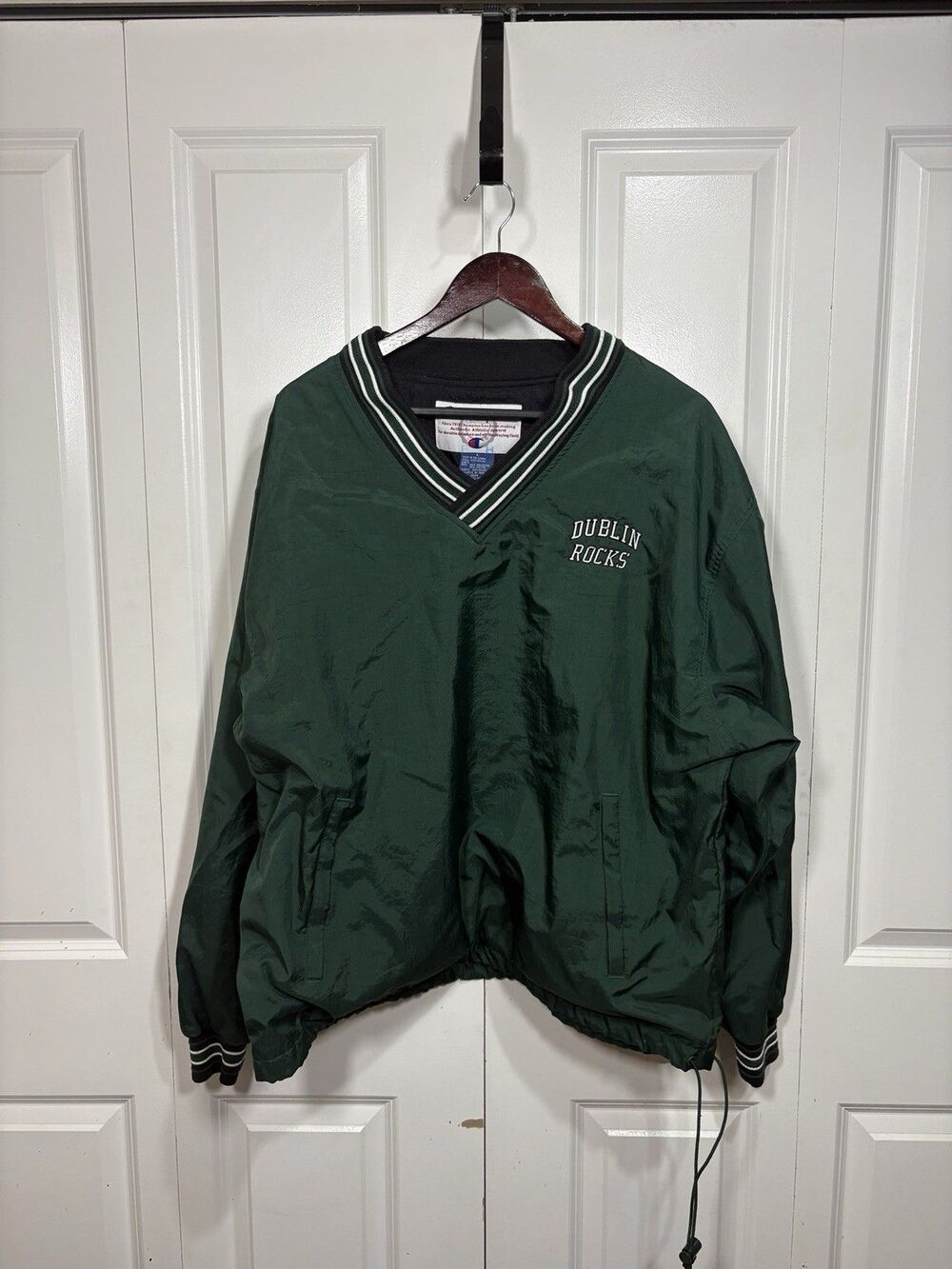 Vintage Champion Jacket L Dublin Rocks Shamrocks Green Pullover V-Neck Retro